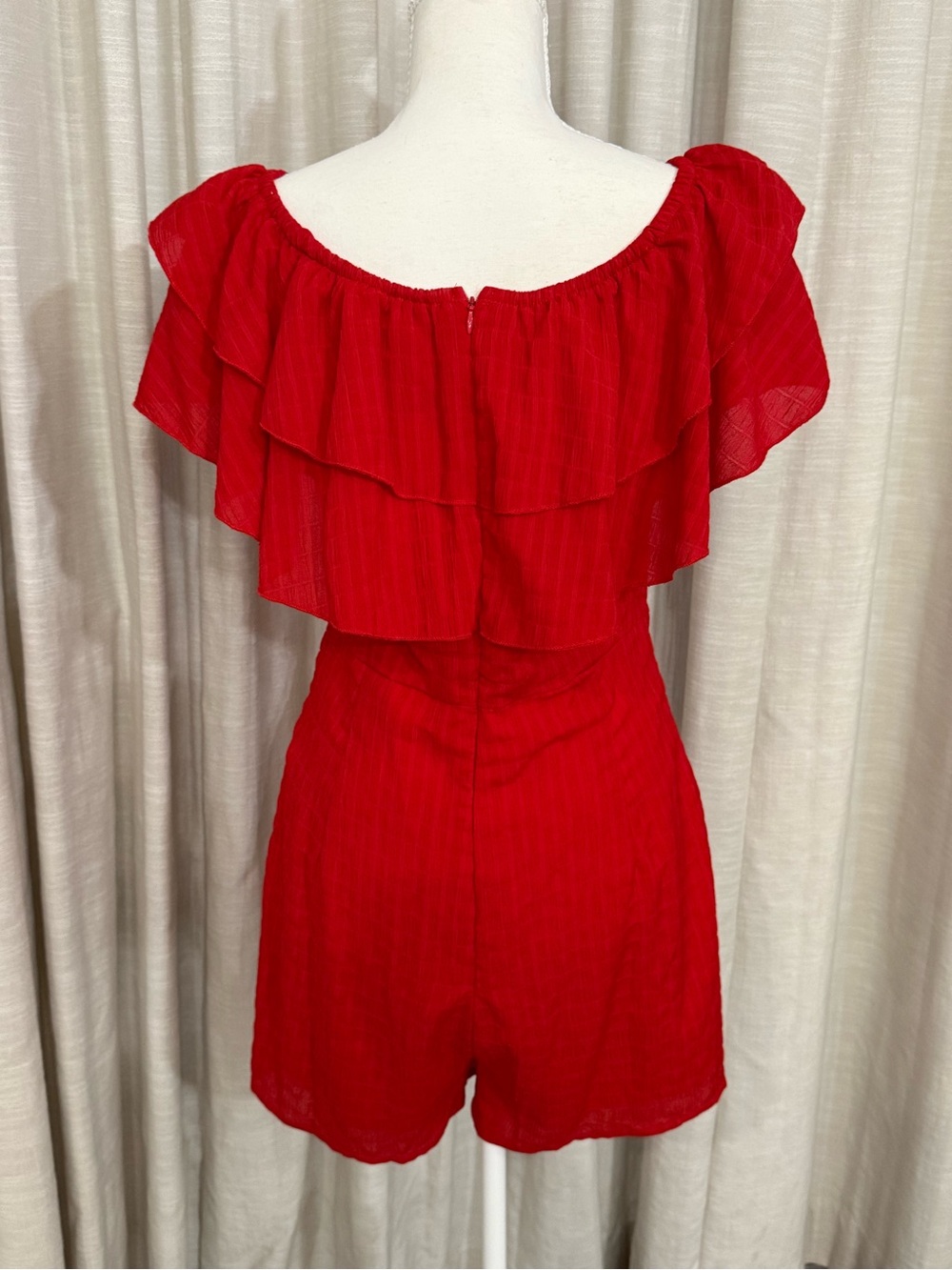 Red Ruffled Off-Shoulder Romper - Picture 5 of 6